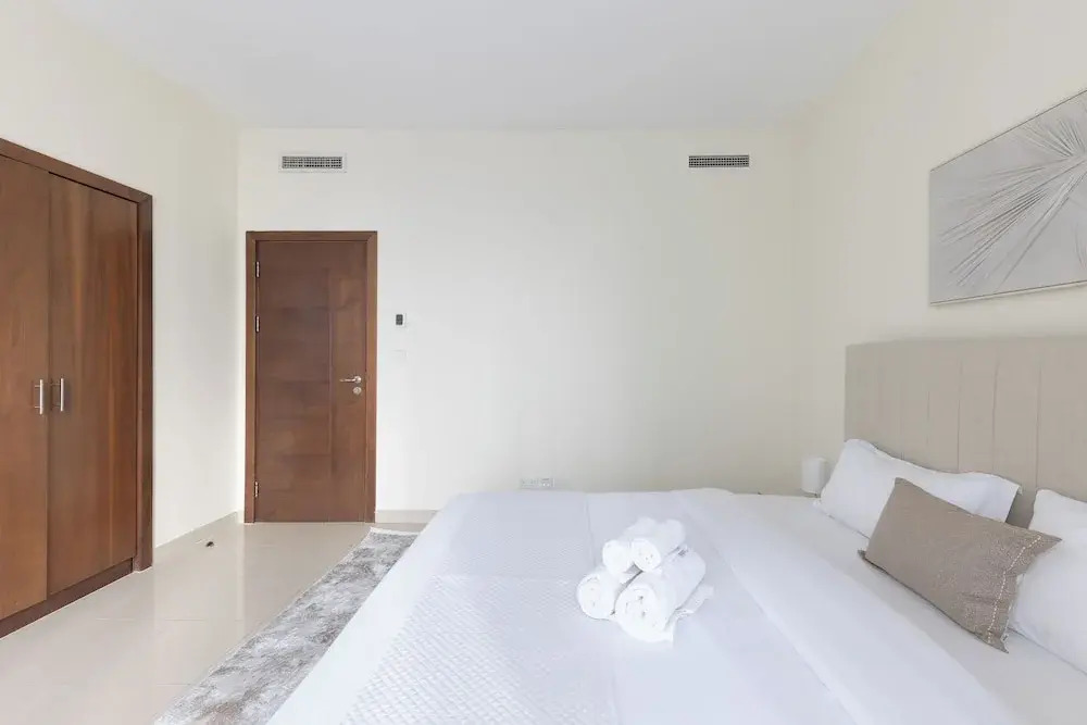 Bright & Cozy Apartment in Dubai Marina