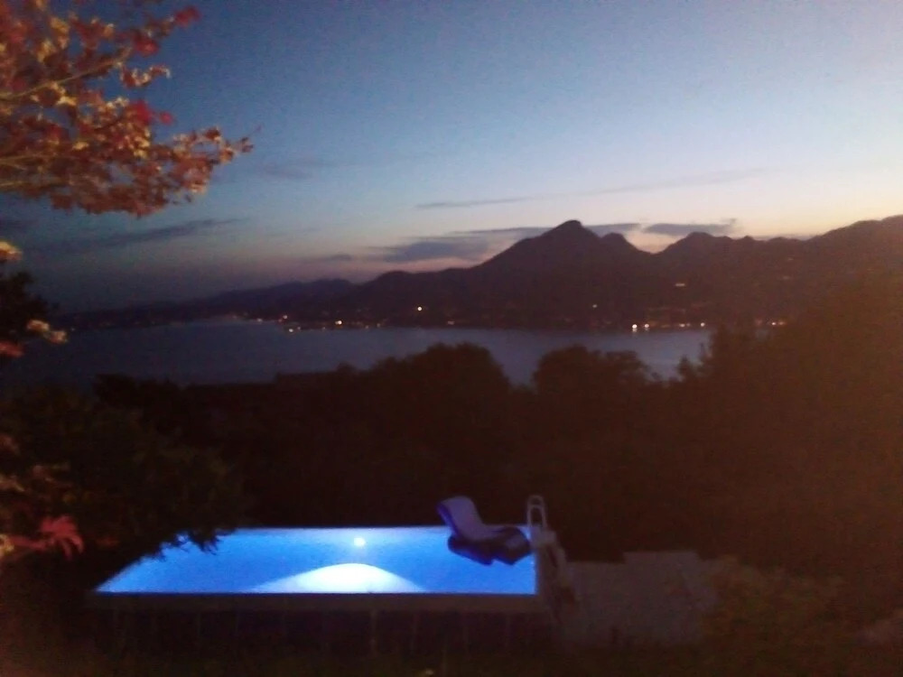 Sunny Villa