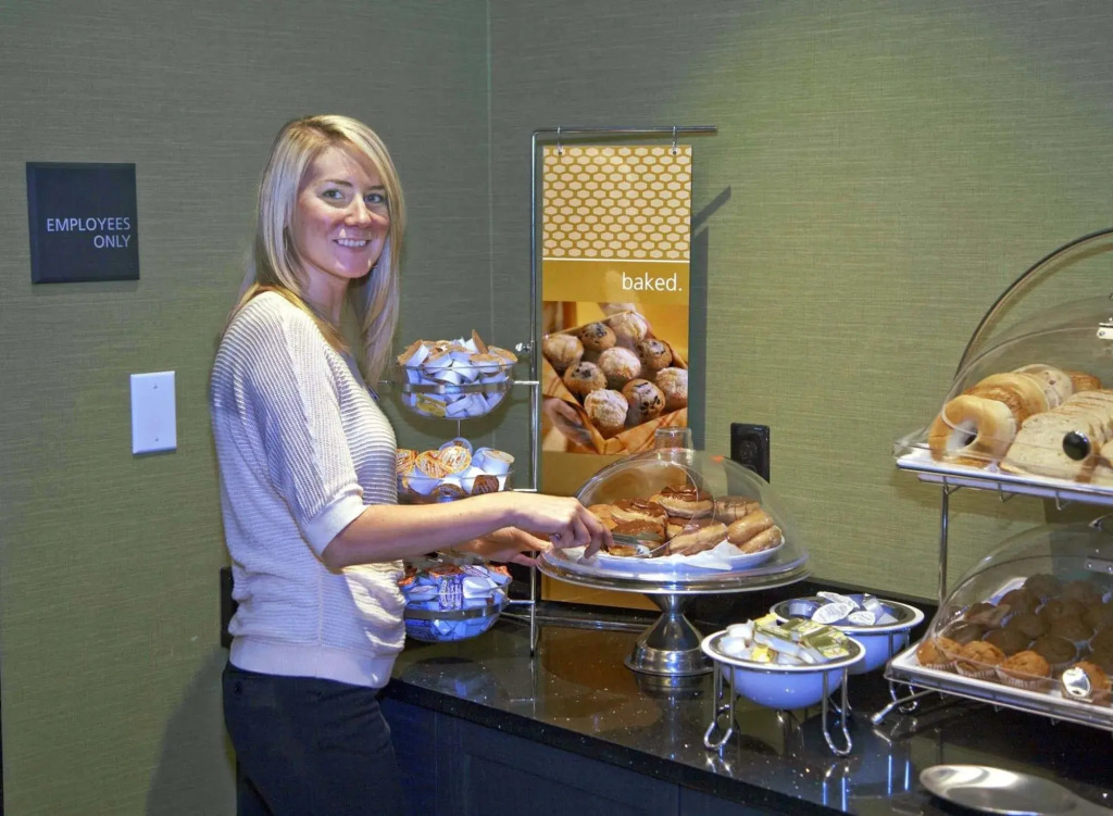 Hampton Inn & Suites Crabtree