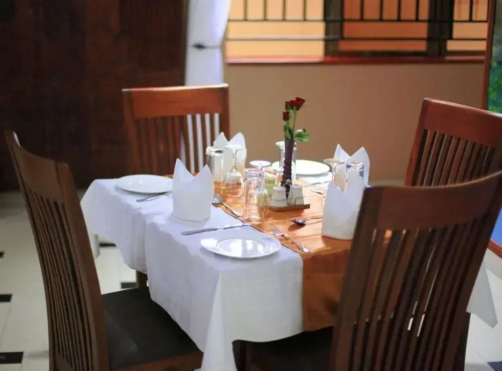 Maries Royale Hotel
