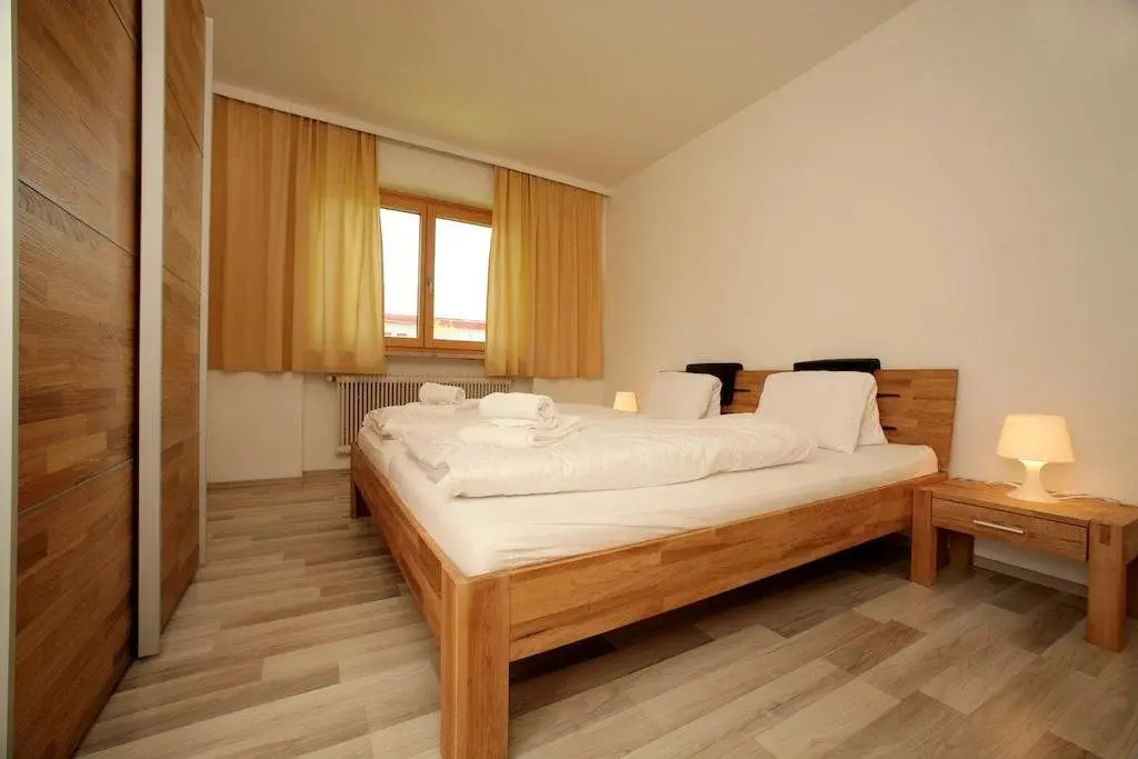 Maras Little Boutique Sleepover - Budget Holiday Home