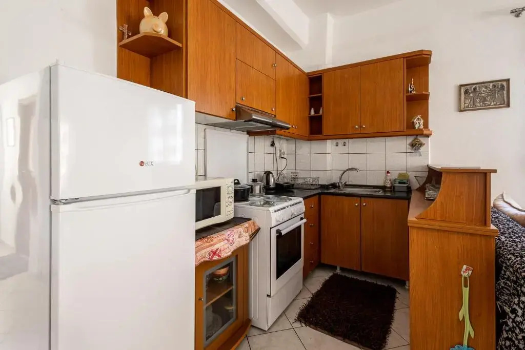 Honey apartment LA