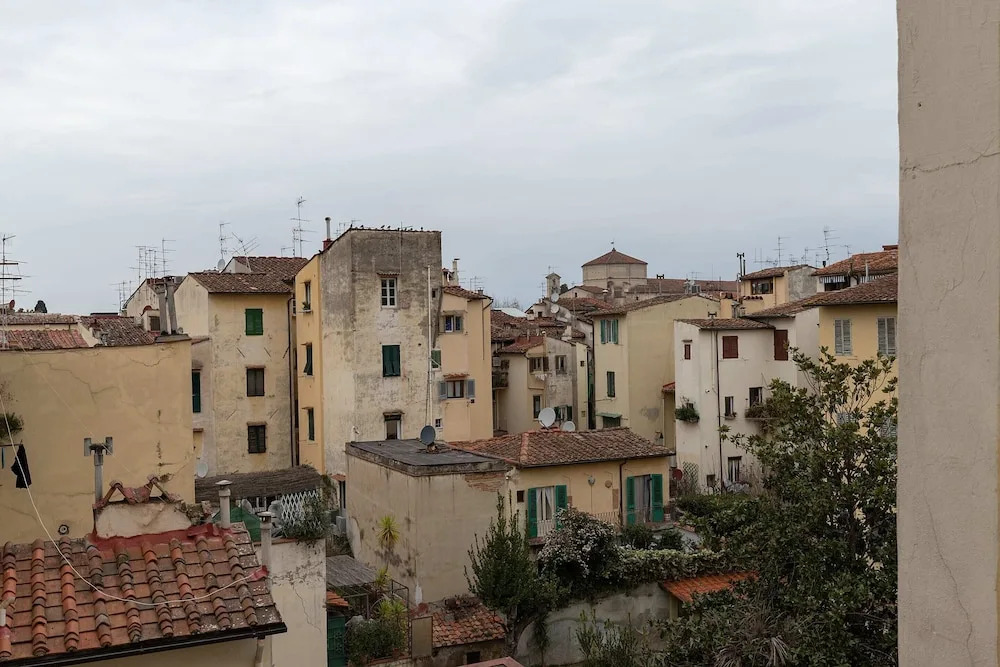 Oltrarno Suite