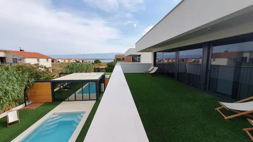 Villa Aurus