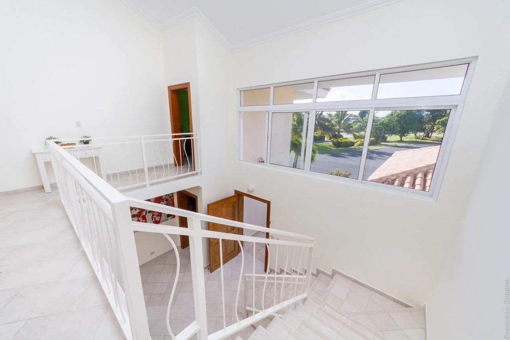 Villa in Bavaro for rent (Cocotal Golf & Country Club) – pool, billiards, maid
