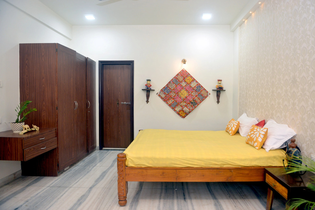 Paradise Homestay Civil Lines, Only Family & Corporate Stays
