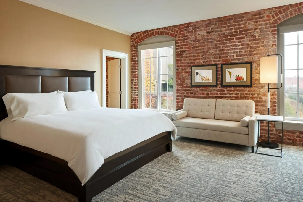 Craddock Terry Hotel, Lynchburg, a Tribute Portfolio Hotel