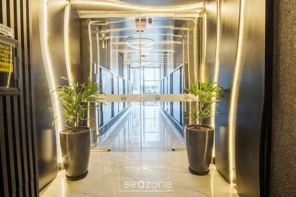 Studio in a Condo w/ Pool 550m From Beach Tor0407