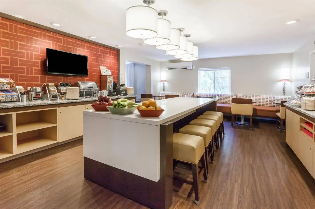 MainStay Suites Detroit Auburn Hills