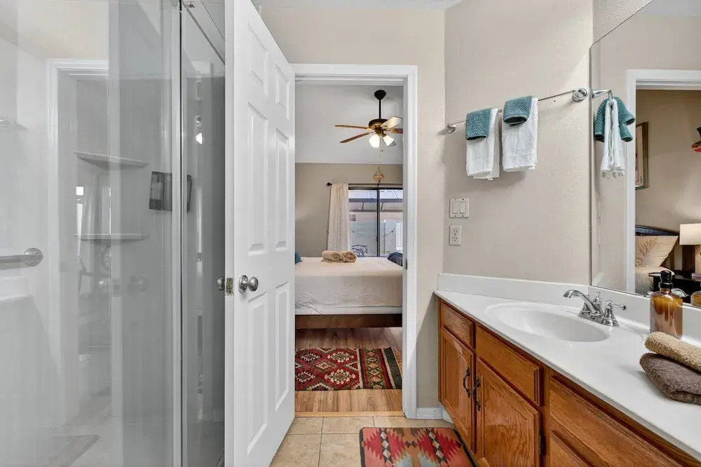 Tempe Oasis With Fire Pit & Bbq Lounge 2 Bedroom Home