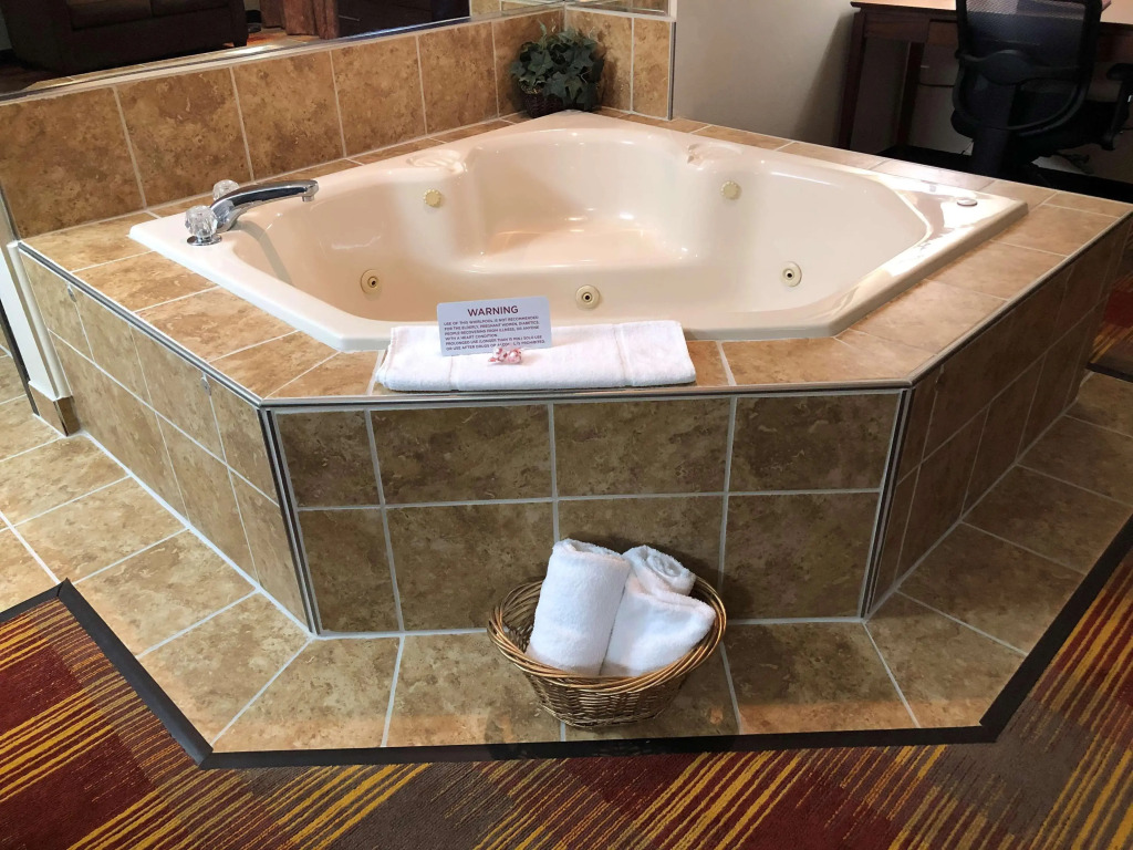 Best Western Lakewood Inn