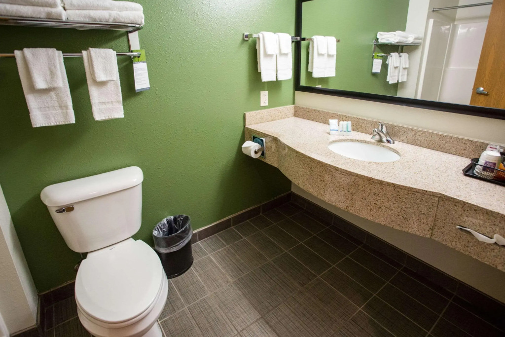 Sleep Inn & Suites Conference Center Eau Claire North