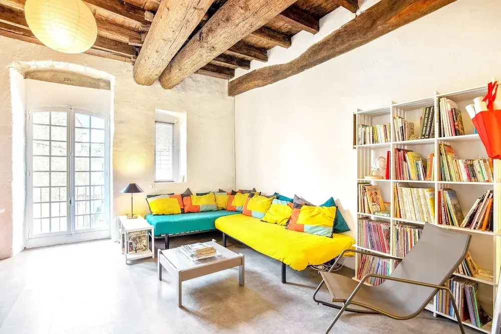 Studio in Villeneuve-lès-avignon, With Balcony