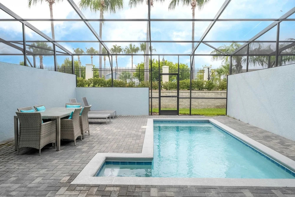 111 Amazing Townhouse For Your Family a Relaxing Vacation
