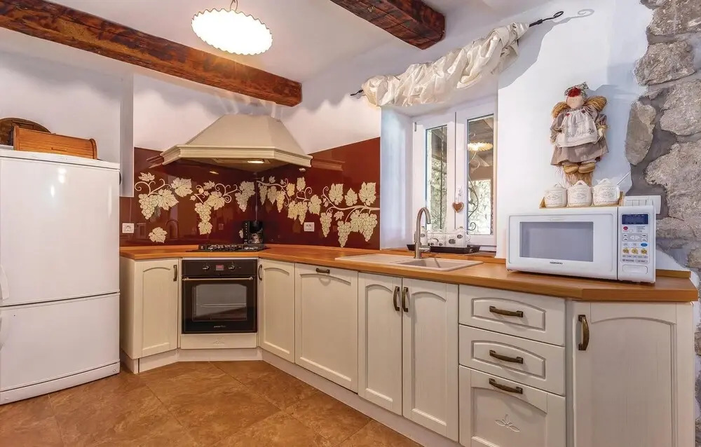 Awesome Home In Novi Vinodolski With Wifi