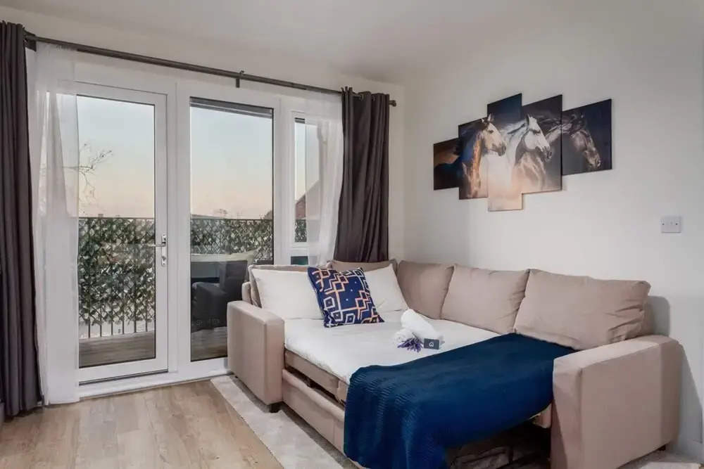 Classy Cricklewood Home