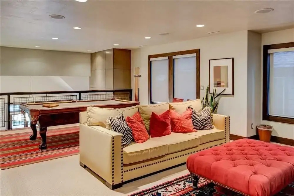 605 Deer Valley Drive 5 Bedroom Townhouse
