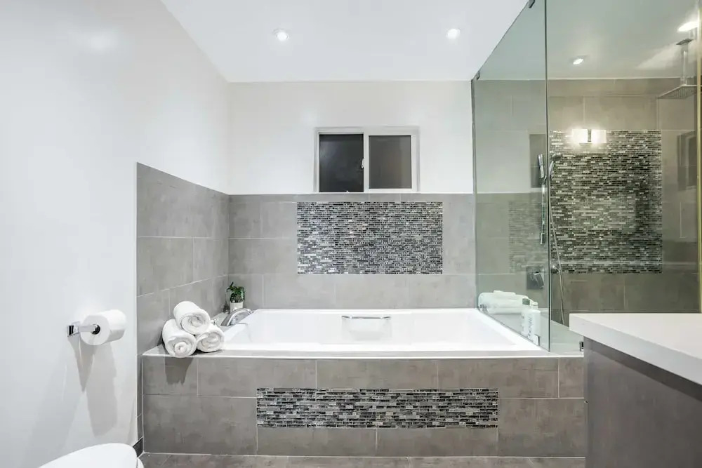 Walefield by Avantstay Mid-wilshire Home + Pool