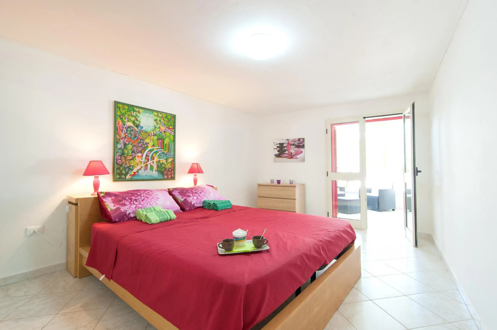 Villa with pool 50mt from the Beach