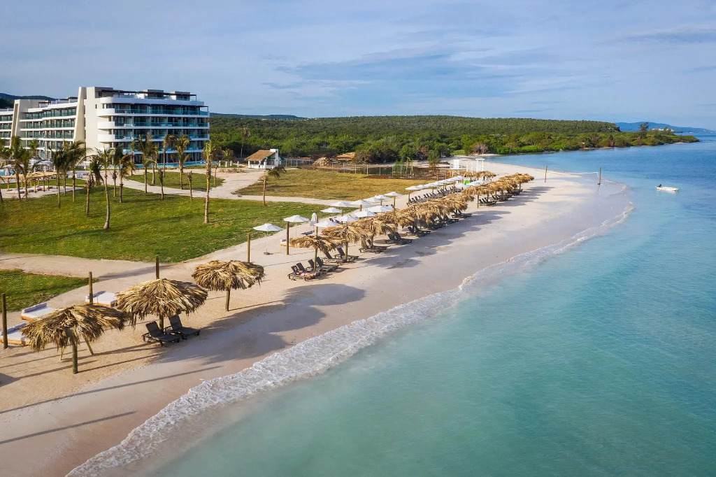 Ocean Coral Spring - All Inclusive