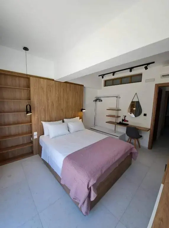 Courtyard Luxury Suites Marianthi