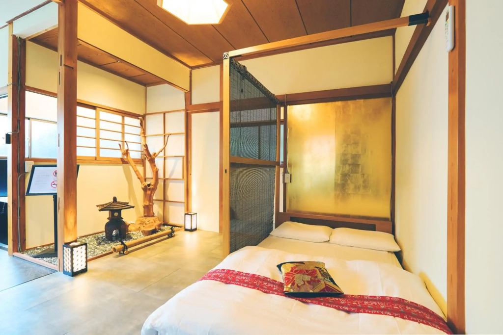 オーシャンビュー 加美屋リゾート 江ノ島,江ノ島の島内,仲見世通りから3分,海と日の出を臨む貸切の和モダン別荘
