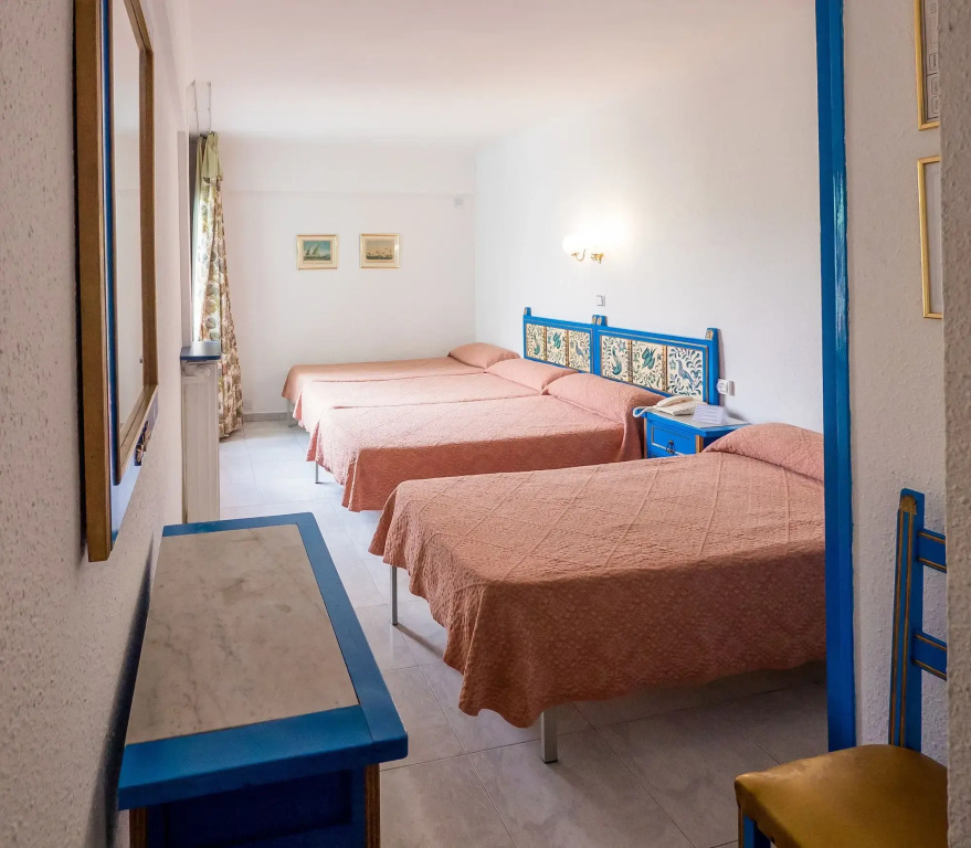 Garbi Calella Hotel