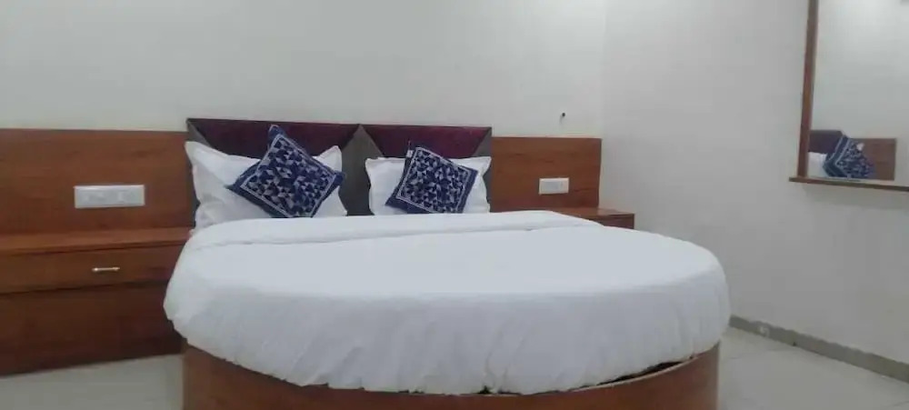 Hotel Jasraj