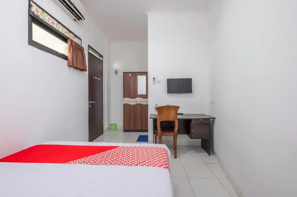 OYO 1608 Feby Maisonatte