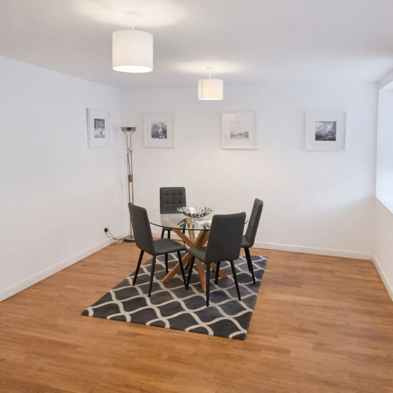 Roomspace Serviced Apartments - Kew Bridge Court