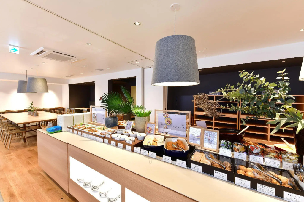 Vessel Inn Sakae Station