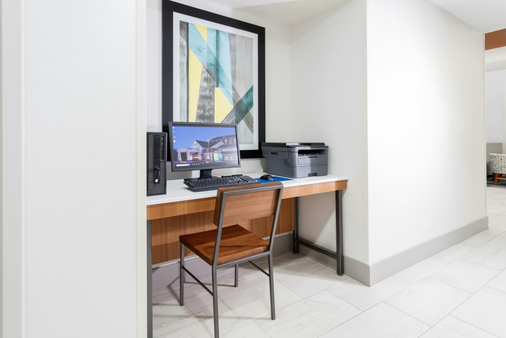 Holiday Inn Express & Suites Williamsburg by IHG