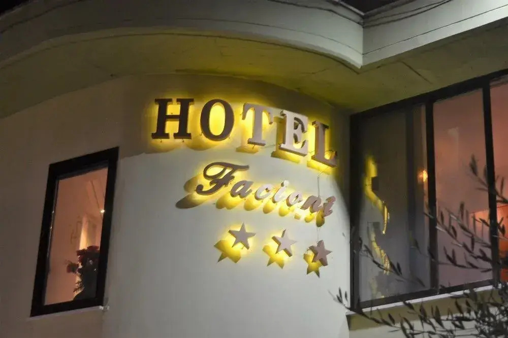 Hotel Facioni