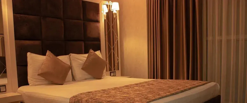Convert Hotel
