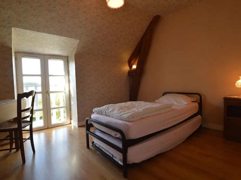 Cozy Holiday Home in Saint-bohaire With Fenced Garden