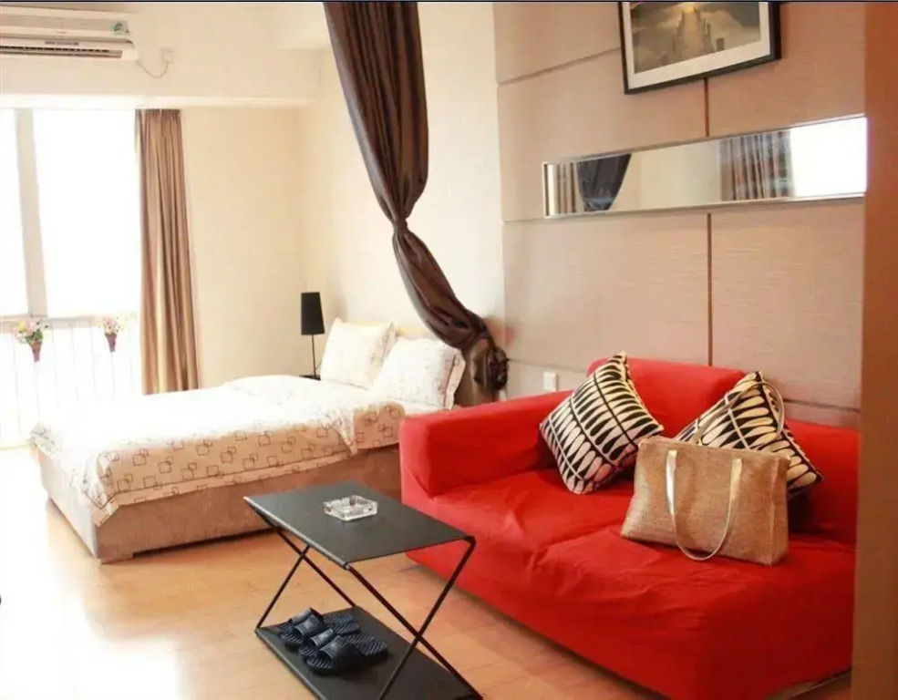 F&H Hotel