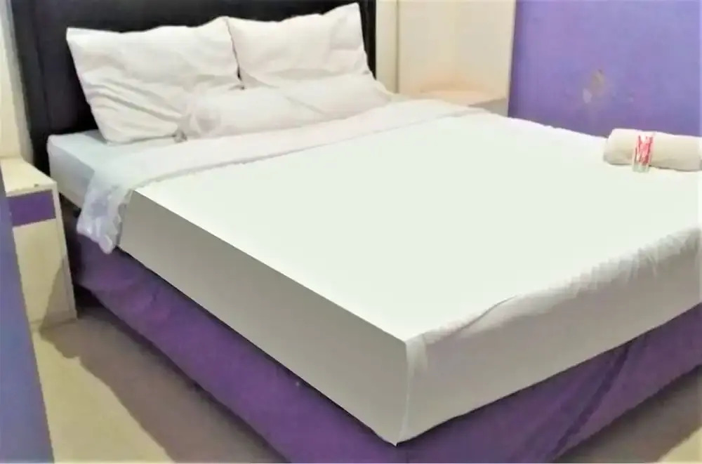 Hotel Ungu Cirebon