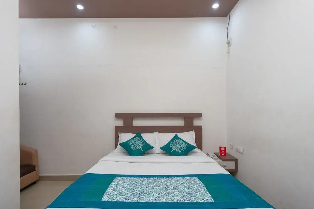 Oyo 5511 Mm Residency