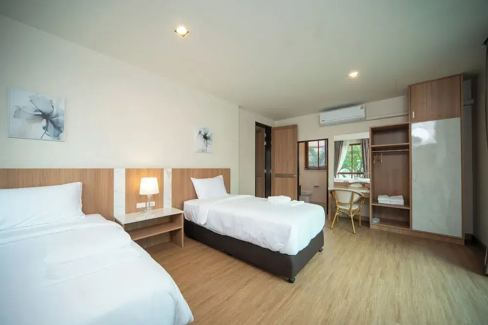 Natural Beach Resort Thasala