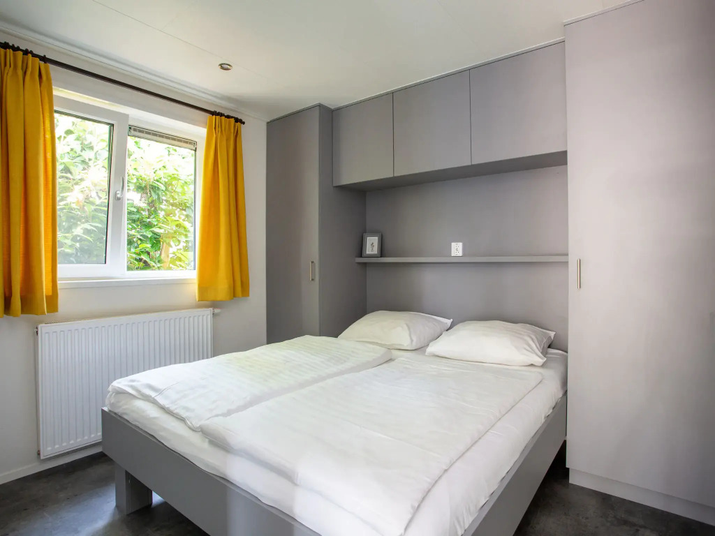 Modern house with roof, located in a holiday park in Rhenen