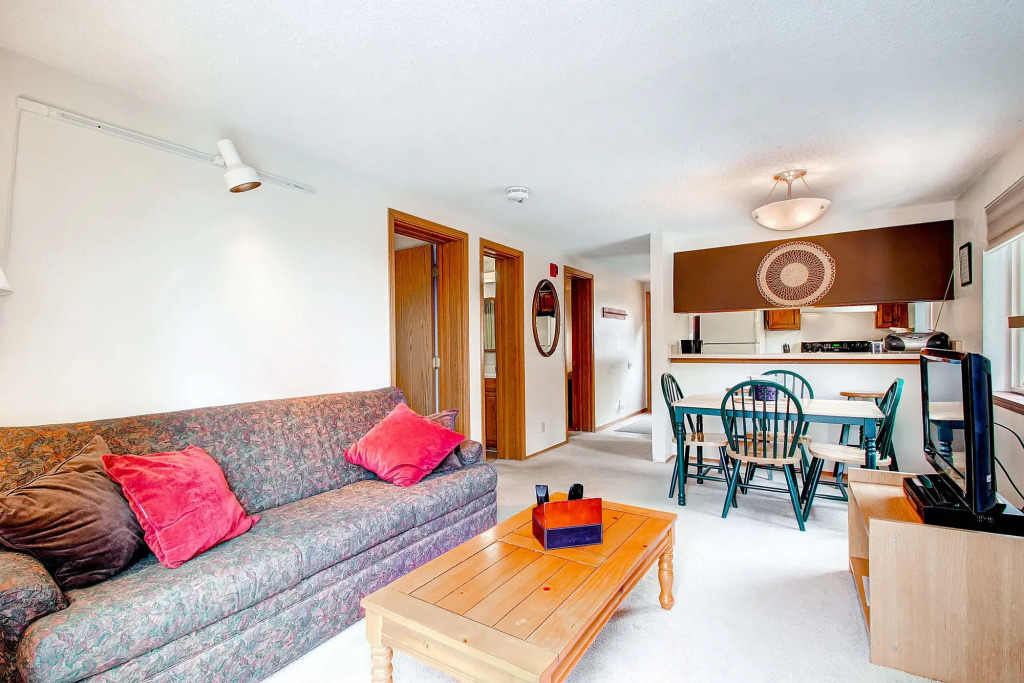 Mark IX 1 By Peak Property Management