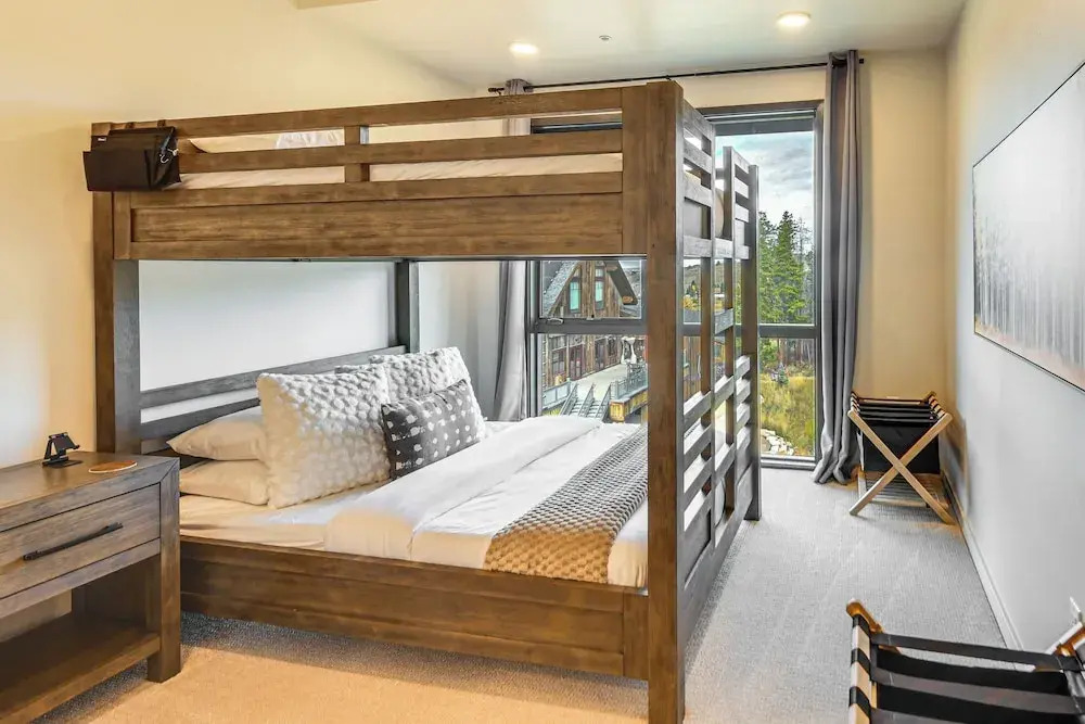 Near Hiking & Biking: Winter Park Mtn-view Haven!