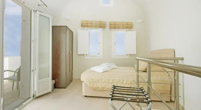Santorini Renaissance