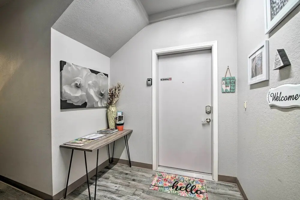 Cheerful Condo: Patio, 2 Mi to Branson Strip!