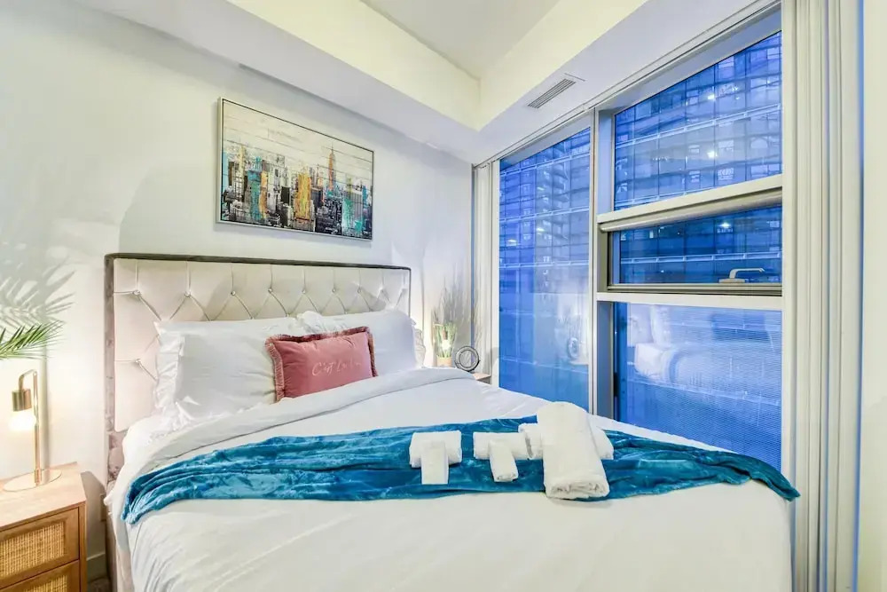 York Street Suites Toronto