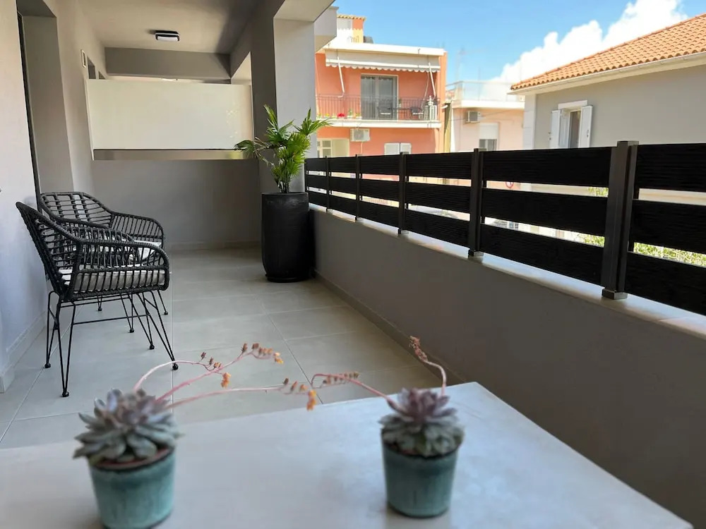 Junior Suite With Veranda Sleeps 2 Adults 2 ch