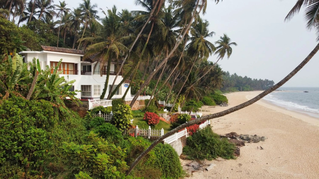 Willo Stays On the beach holiday home