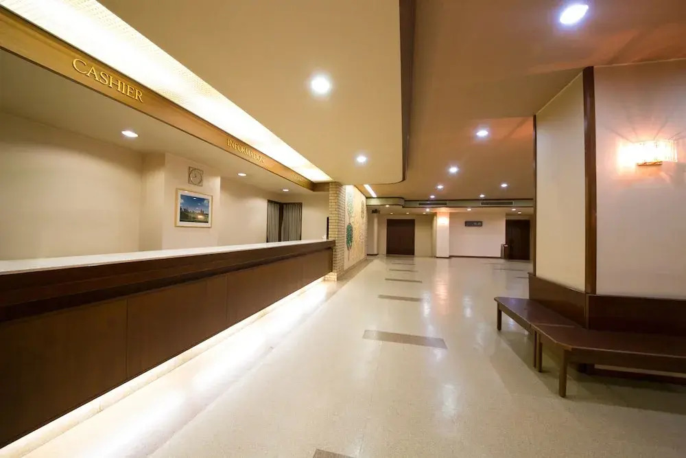 Plaza Hotel Itakura