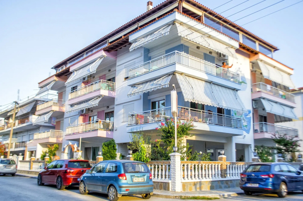Niki Apartments
