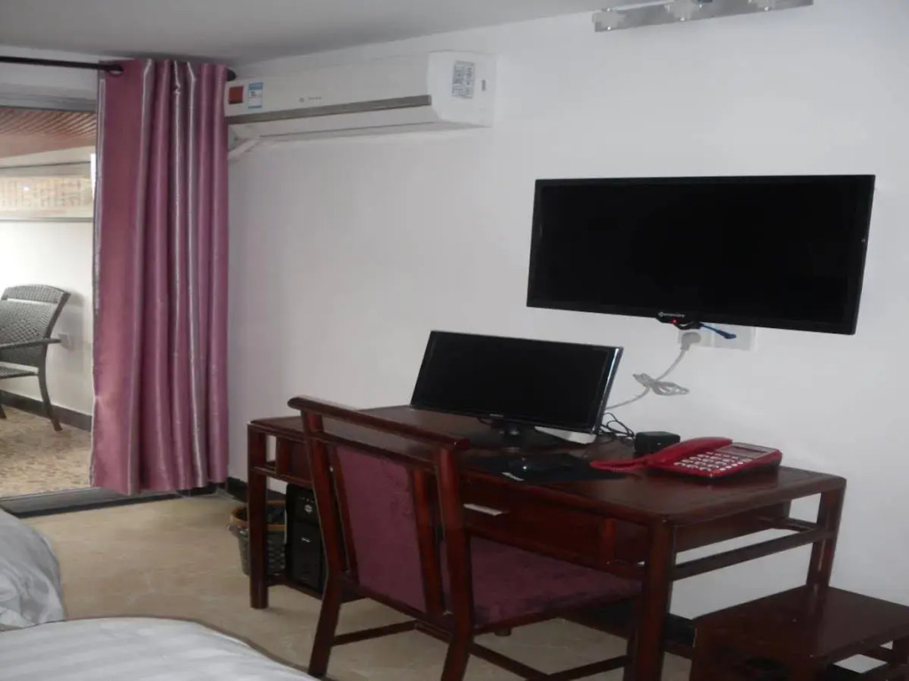 Wuyishan Tea Town Inn